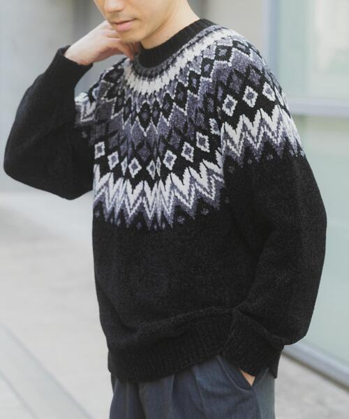 ITEMS URBANRESEARCH（アイテムズ アーバンリサーチ）の「真冬の正解 求心柄 モール ニット（ニット/セーター・メンズ・ホワイト/ネイビー/ブラック/グレー・LARGE/MEDIUM）」の2枚目の写真