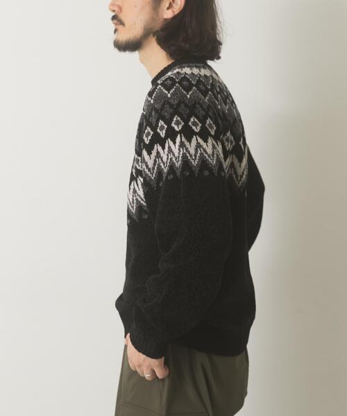 ITEMS URBANRESEARCH（アイテムズ アーバンリサーチ）の「真冬の正解 求心柄 モール ニット（ニット/セーター・メンズ・ホワイト/ネイビー/ブラック/グレー・LARGE/MEDIUM）」の17枚目の写真