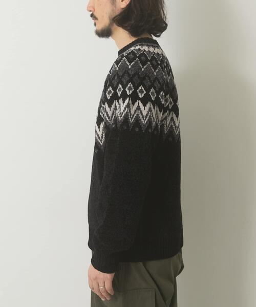 ITEMS URBANRESEARCH（アイテムズ アーバンリサーチ）の「真冬の正解 求心柄 モール ニット（ニット/セーター・メンズ・ホワイト/ネイビー/ブラック/グレー・LARGE/MEDIUM）」の20枚目の写真