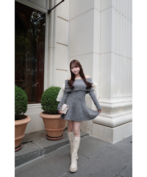 Ribbon Off-Shoulder Cable Knit Dress（ワンピース）｜MISTREASS