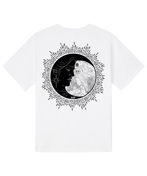 KAN6312(カン6312)の「KTW0138 オールドムーン 半袖Tシャツ - ホワイト(Tシャツ/カットソー・メンズ・その他・SMALL/MEDIUM/LARGE/X-LARGE)」の1枚目の写真