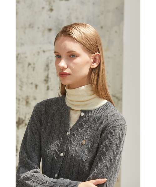 ANOETIC(アノエティック)の「ANC GOLD CABLE CARDIGAN_GREY(カーディガン/ボレロ・レディース・グレー・FREE)」の2枚目の写真