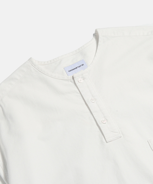 ESPIONAGE(エスピオナジ)の「Oxford S/S Henley Shirt Off White(シャツ/ブラウス・レディース・その他・MEDIUM/LARGE/X-LARGE)」の4枚目の写真