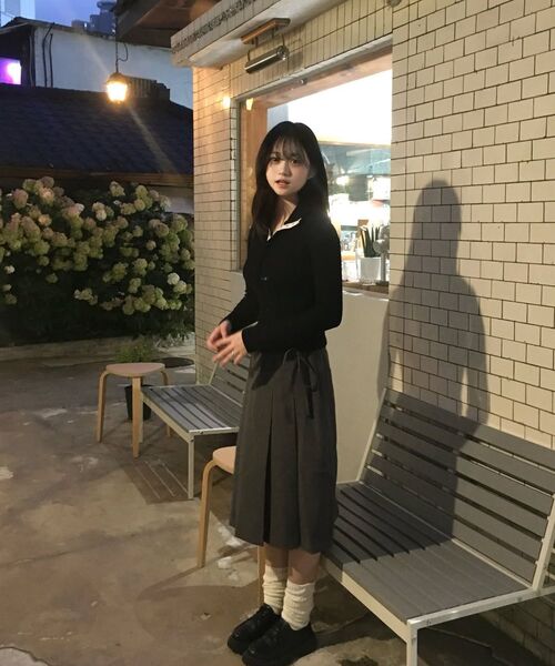 COSTUME O’CLOCK(コスチュームオクロック)の「フォーマルプリーツミディスカートブラック COWSK001BLACK(スカート・レディース・その他・LARGE/SMALL/MEDIUM)」の3枚目の写真
