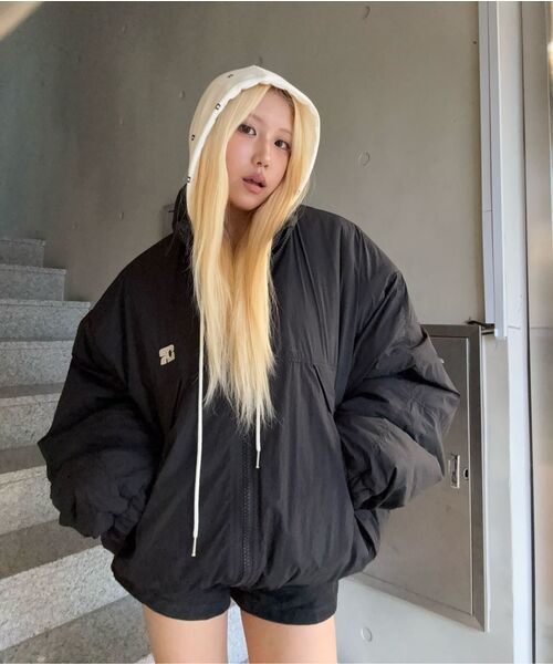 CENTAUR.KR(セントール)の「CENTAUR OVERSIZED PADDED JUMPER_BLACK(ダウンジャケット/コート・レディース・その他・F)」の4枚目の写真
