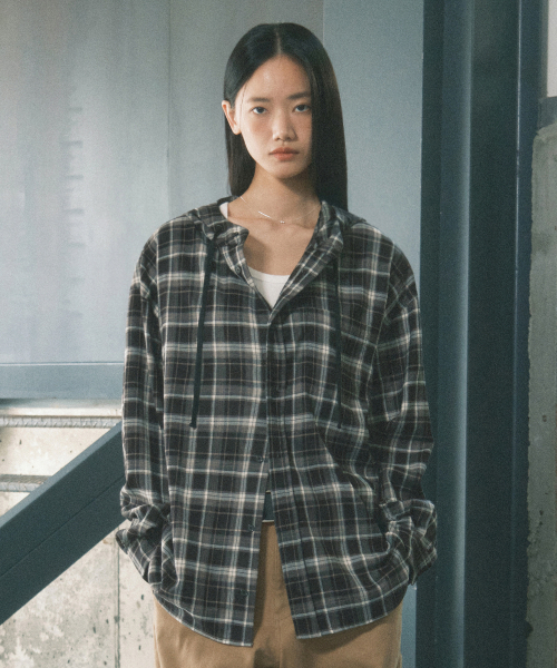 SECONDMONO（セカンドモノローグ）の「オーバーサイズチェックフードシャツ[ブラック]_SESH012BLACK（シャツ/ブラウス・レディース・その他・SMALL/MEDIUM/LARGE）」の4枚目の写真