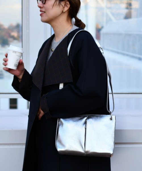 ショルダーバッグ　３ＷＡＹ　フリーリー