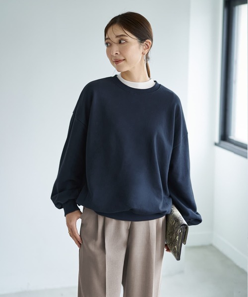 STYLE DELI(スタイルデリ)の「ボリュームダウンスウェットトップス(スウェット・レディース・ネイビー/オートミール/ブラック・FREE)」の3枚目の写真