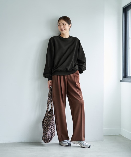 STYLE DELI(スタイルデリ)の「ボリュームダウンスウェットトップス(スウェット・レディース・ネイビー/オートミール/ブラック・FREE)」の16枚目の写真