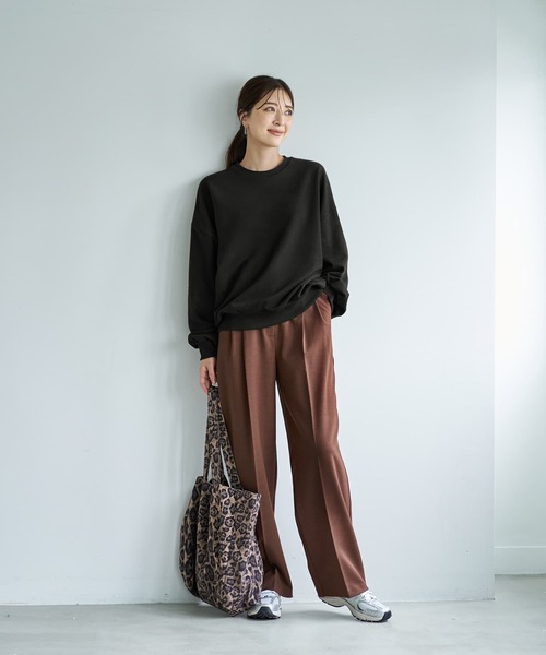 STYLE DELI(スタイルデリ)の「ボリュームダウンスウェットトップス(スウェット・レディース・ネイビー/オートミール/ブラック・FREE)」の19枚目の写真