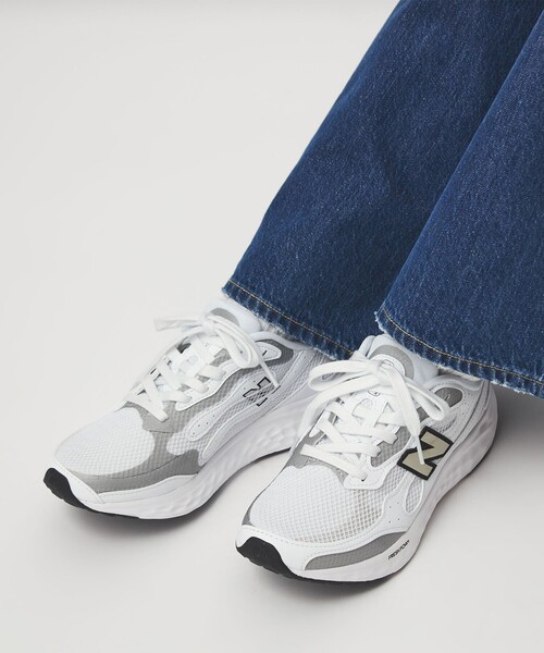 green label relaxing（グリーンレーベルリラクシング）の「＜New Balance＞フレッシュフォーム アリシ ティラルクス  スニーカー（スニーカー・レディース・シルバー/ブラック/ホワイト・22.5cm/23cm/23.5cm/24cm/24.5cm/25cm）」の5枚目の写真