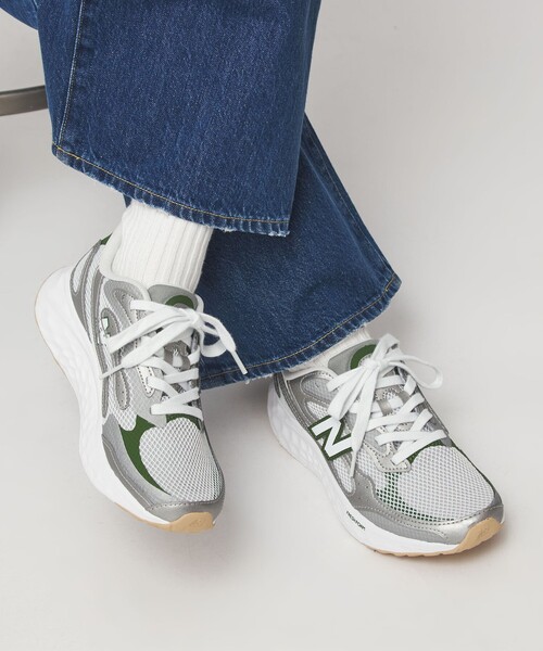 green label relaxing（グリーンレーベルリラクシング）の「＜New Balance＞フレッシュフォーム アリシ ティラルクス  スニーカー（スニーカー・レディース・シルバー/ブラック/ホワイト・22.5cm/23cm/23.5cm/24cm/24.5cm/25cm）」の7枚目の写真