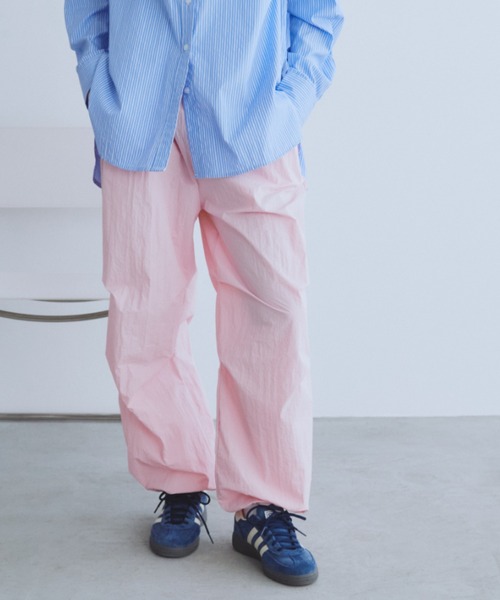 Auntie Rosa Holiday(アンティローザホリデー)の「ナイロンライトウエイトボリュームパンツ(その他パンツ・レディース・ピンク/グレイッシュベージュ/ブラック・FREE)」の5枚目の写真