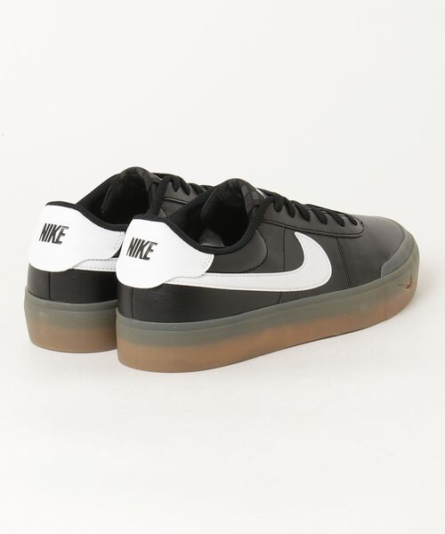 NIKE（ナイキ）の「NIKE/ナイキ ｺｰﾄｼｮｯﾄ（スニーカー・メンズ・ブラック・26cm/26.5cm/27cm/27.5cm/28cm/25.5cm）」の2枚目の写真