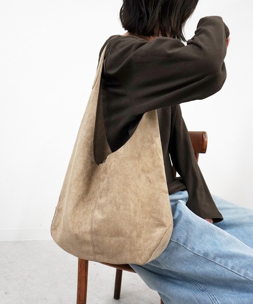 gossara(ゴサラ)の「【待望の再入荷】スエードタッチワンショルBAG(トートバッグ・レディース・ベージュ/ブラウン・FREE)」の5枚目の写真