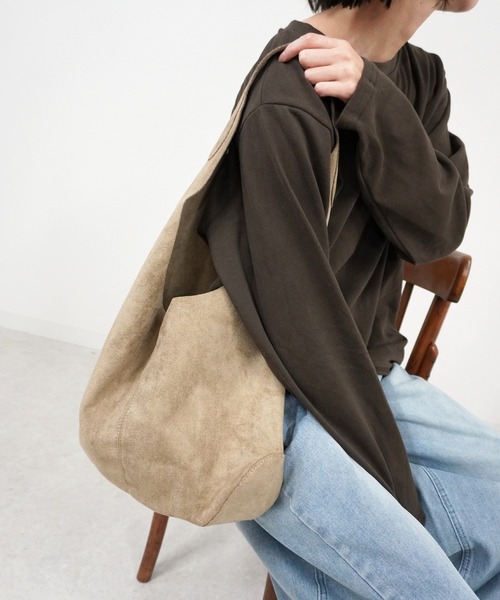 gossara(ゴサラ)の「【待望の再入荷】スエードタッチワンショルBAG(トートバッグ・レディース・ベージュ/ブラウン・FREE)」の6枚目の写真
