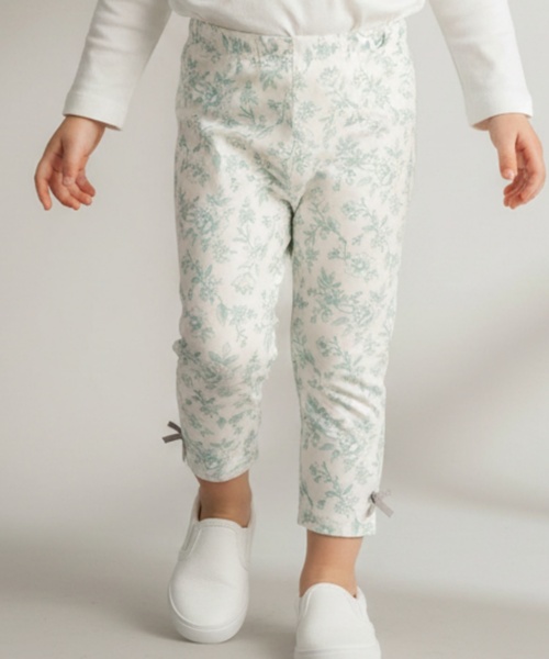 petit main（プティマイン）の「【プティプラ】GIRLS10分丈レギンス（レギンス/スパッツ・キッズ・ブルーグリーン/ブラック/ライトピンク/アイボリー/サックスブルー/ブルー/オフホワイト/ラベンダー/チャコール/ライトグリーン・110cm/100cm/120cm/80ｃｍ/130cm/90cm）」の6枚目の写真