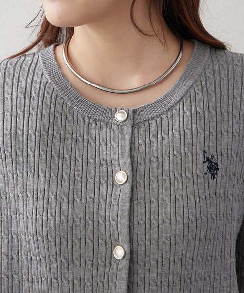 U.S. POLO ASSN.(ユーエスポロアッスン)の「【U.S. POLO ASSN. ×RMAF】ケーブルカーディガン(ニット/セーター・レディース・グレー/オフホワイト/ボルドー/イエロー/ネイビー・FREE)」の12枚目の写真