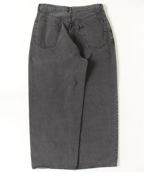 markaware(マーカウェア)の「MARKAWARE(マーカウェア) BAGGY JEANS / FADED BLACK -ORGANIC COTTON 12oz DENIM-(デニムパンツ・メンズ・グレー・2/1/3)」の2枚目の写真