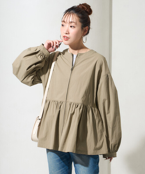 FREAK'S STORE(フリークスストア)の「限定展開 ティアード 切り替え フレア ジャケット(その他アウター・レディース・オリーブ/ブラック/モカ/ライトグレー/ブルー・フリ-)」の3枚目の写真