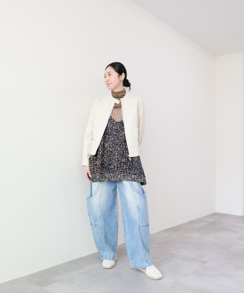 DOLLUPOOPS（ドールアップウップス）の「Front Pocket Belt Curve Pants(フロントポケットベルトカーブパンツ)（デニムパンツ・レディース・ブルー・FREE）」の2枚目の写真