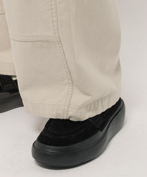 niko and...(ニコアンド)の「バックサテンミリタリーパンツ(カーゴパンツ・レディース・アイボリー/カーキ・FREE)」の4枚目の写真