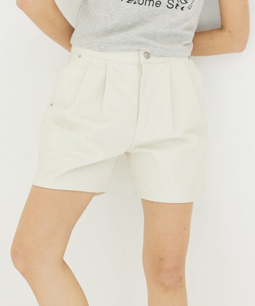 AWESOME STUDIO(オーサムスタジオ)の「ウィメンズカラーショートデニムパンツクリーム(その他パンツ・レディース・その他・SMALL/MEDIUM)」の1枚目の写真