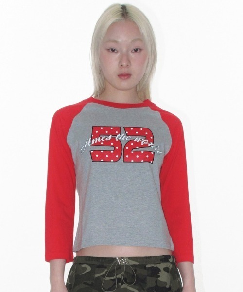 AMESWORLDWIDE(アメスワールドワイド)の「A'GEM/9 × .kom 『AMESWORLDWIDE/アメスワールドワイド』 DOT 52 3/4 SLEEVE RAGLAN LS TEE/3/4スリーブドット52ラグラン ロングスリーブ(Tシャツ/カットソー・レディース・レッド/ネイビー/ブラック・FREE)」の6枚目の写真