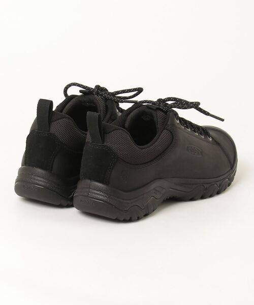 KEEN(キーン)の「【限定展開】TARGHEE IV OXFORD / ターギー フォー オックスフォード / メンズ シューズ(スニーカー・メンズ・ブラック・25.5cm/26cm/26.5cm/27cm/27.5cm/28cm/29cm/30cm/25cm)」の2枚目の写真