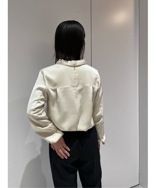 COLUMN(コラム)の「COLUMN / ネックドレープブラウス(シャツ/ブラウス・レディース・ベージュ/ホワイト・38/36)」の12枚目の写真