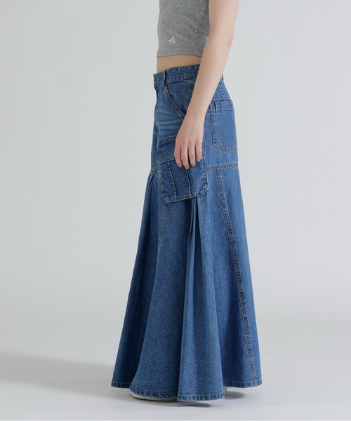 AVIREX（アヴィレックス）の「DENIM MERMAID CARGO SKIRT（デニムスカート・レディース・ブラック/ブラウン/ブルー系・S/M）」の5枚目の写真