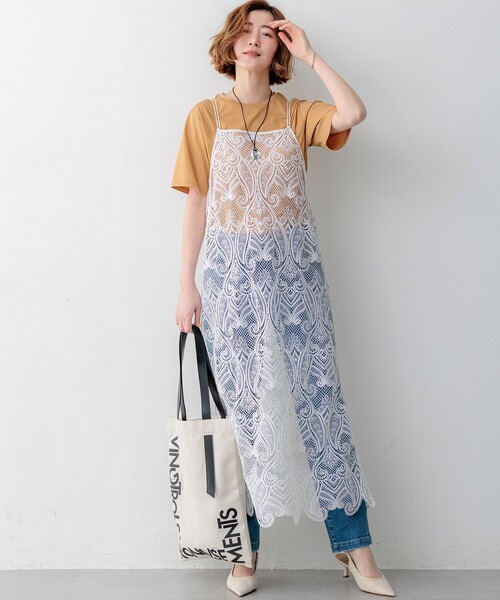 23区(ニジュウサンク)の「【BAILA・CanCam掲載】ペイズリーレース キャミソールワンピース(ワンピース・レディース・ベージュ系/ホワイト系・38)」の8枚目の写真