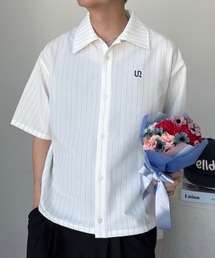 【ユニセックス】ワンポイント刺繍半袖シャツ