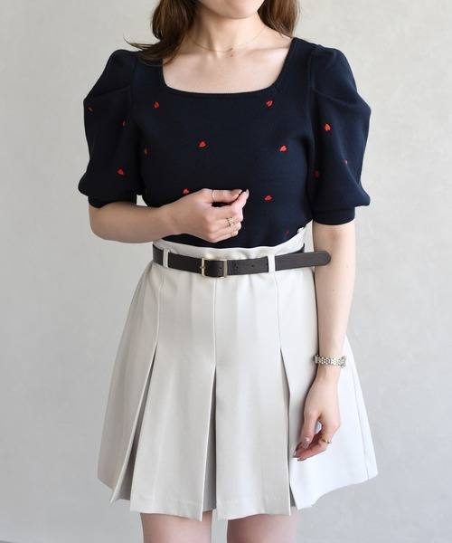 31 Sons de mode（トランテアン　ソン　ドゥ　モード）の「2026春夏新作 5分袖ハート刺繍ニット（ニット/セーター・レディース・ネイビー/レッド/オフホワイト・ﾌﾘ-）」の14枚目の写真