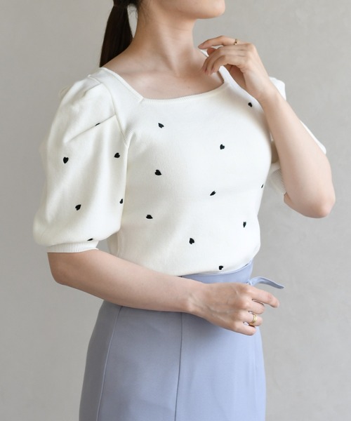 31 Sons de mode（トランテアン　ソン　ドゥ　モード）の「2026春夏新作 5分袖ハート刺繍ニット（ニット/セーター・レディース・ネイビー/レッド/オフホワイト・ﾌﾘ-）」の19枚目の写真