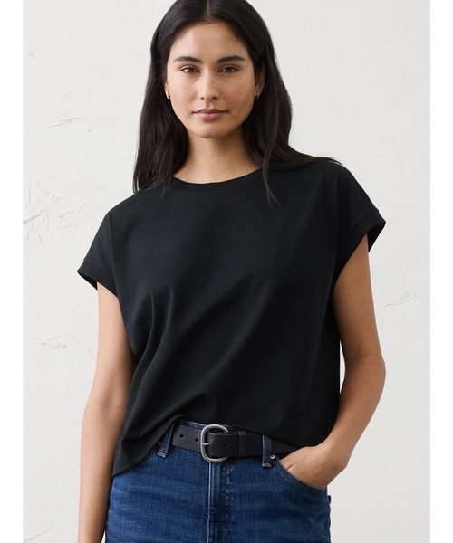 BANANA REPUBLIC FACTORY STORE(バナナリパブリック ファクトリーストア)の「BANANA REPUBLIC FACTORY STORE プレミアムコットン ボクシーTシャツ(Tシャツ/カットソー・レディース・ベージュ/ホワイト/ブラック/ホワイト系その他・S/M/XS/L)」の4枚目の写真