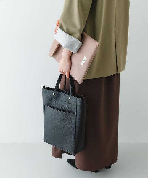 RODE SKO(ロデスコ)の「スリーブケース付2WAYトートバッグ(トートバッグ・レディース・ブラック/オフホワイト・ONE)」の8枚目の写真