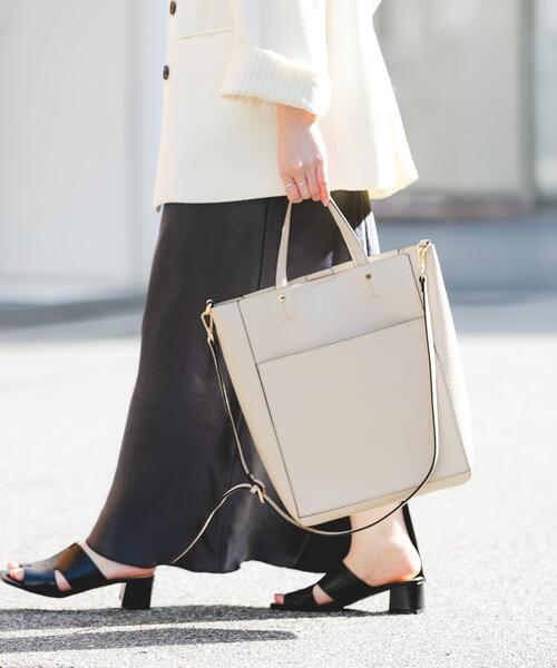 RODE SKO(ロデスコ)の「スリーブケース付2WAYトートバッグ(トートバッグ・レディース・ブラック/オフホワイト・ONE)」の21枚目の写真