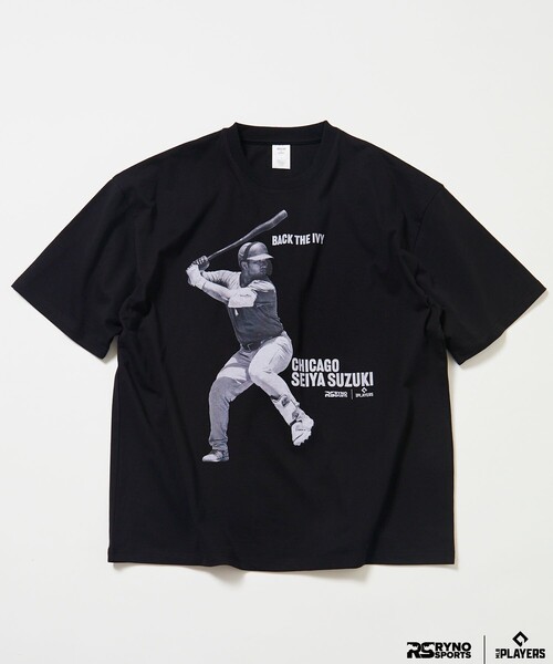 FREAK'S STORE(フリークスストア)の「MLB PLAYERS× RYNO SPORTS ×FREAK’S STORE 別注 【SUZUKI】WIDE SHOT PHOTO TEE(Tシャツ/カットソー・メンズ・ブラック・MEDIUM/LARGE)」の1枚目の写真