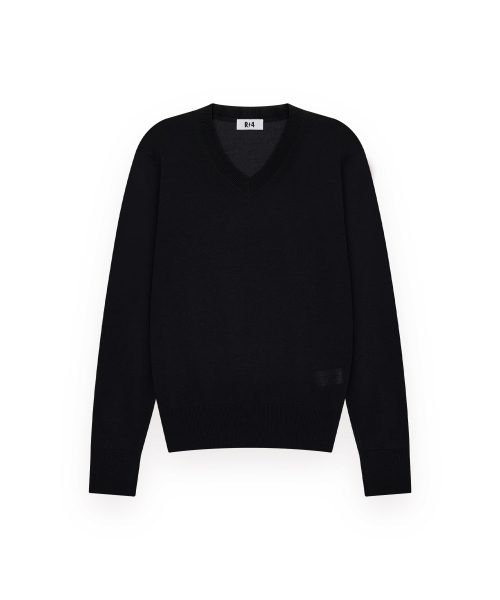 R-4(アールフォー)の「R-0068 / LUX - REFINED SILK V-NECK(BLACK)(ニット/セーター・メンズ・ブラック・MEDIUM/LARGE)」の1枚目の写真