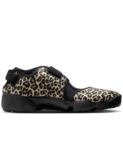 NIKE(ナイキ)の「ナイキ エア リフト ウィメンズシューズ / Nike Air Rift Women's Shoes IR5696-010 Black(スニーカー・レディース・ブラック・26/25/24/23)」の13枚目の写真