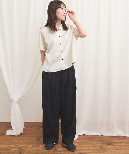 fig Ｌondon（フィグロンドン）の「pure satin shirt（シャツ/ブラウス・レディース・ブラック/ホワイト・FREE）」の15枚目の写真