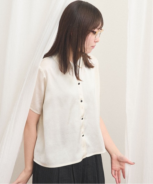 fig Ｌondon（フィグロンドン）の「pure satin shirt（シャツ/ブラウス・レディース・ブラック/ホワイト・FREE）」の4枚目の写真