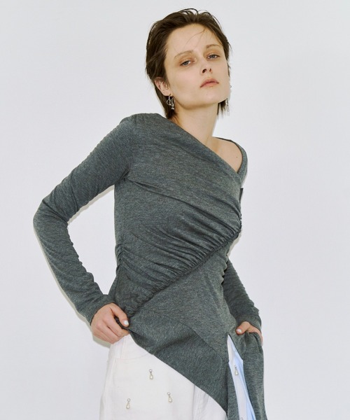 JOSE MOON（ジョゼムーン）の「GATHER SLOPE TOPS/ギャザースロープトップス（Tシャツ/カットソー・レディース・ブラック/グレー・FREE）」の13枚目の写真