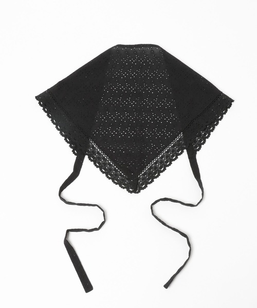 LOWRYS FARM（ローリーズファーム）の「レーストライアングルスカーフ 652444（バンダナ/スカーフ・レディース・ブラック/アイボリー・FREE）」の3枚目の写真