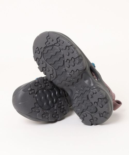 crocs（クロックス）の「【CROCS】212836-0LD TRAILBREAK 2 TECH（スニーカー・レディース・グレー・26/25/24/23）」の3枚目の写真