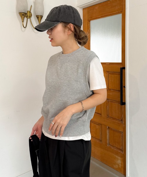 PICHI(ピイチ)の「ライトスウェットベスト(ベスト・レディース・ネイビー/グレー/イエロー・FREE)」の10枚目の写真