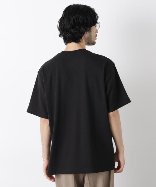 NANO universe(ナノユニバース)の「リンクスジャガードスリーブTシャツ(Tシャツ/カットソー・メンズ・グレー/ブラック/ホワイト・L/M)」の6枚目の写真
