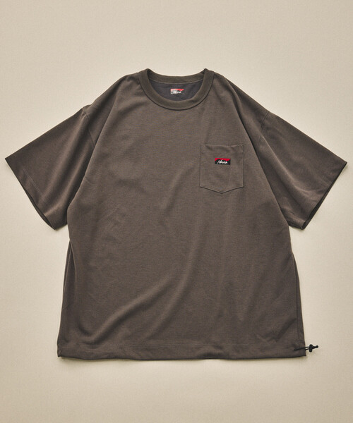 NANGA(ナンガ)の「NANGA/ナンガ 新色追加 別注 neo-PRO スピンドル ポケットTシャツ/日本製/遮熱/UVカット/吸水速乾/リラックスフィット(Tシャツ/カットソー・メンズ・ホワイト/ブラウン/チャコールグレー/ブラック・SMALL/MEDIUM/LARGE/X-LARGE)」の8枚目の写真