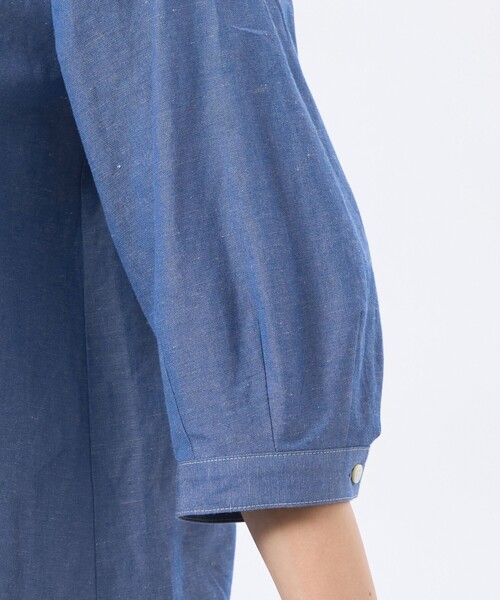 MACKINTOSH PHILOSOPHY（ﾏｯｷﾝﾄｯｼｭ ﾌｨﾛｿﾌｨｰ）の「ハケメコットンリネンフリルカラーブラウス（シャツ/ブラウス・レディース・ダークネイビー/ブルー系その他2・38/36）」の8枚目の写真